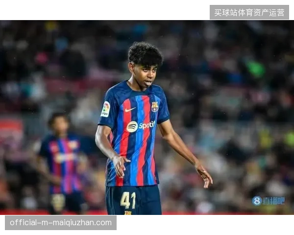 亚马尔以单季造41球的惊人表现加冕西甲MVP,这位18岁新星将是西班牙右路进攻的发动机 亚马尔以单季造41球的惊人表现加冕西甲MVP,这位18岁新星将是西班牙右路进攻的发动机
